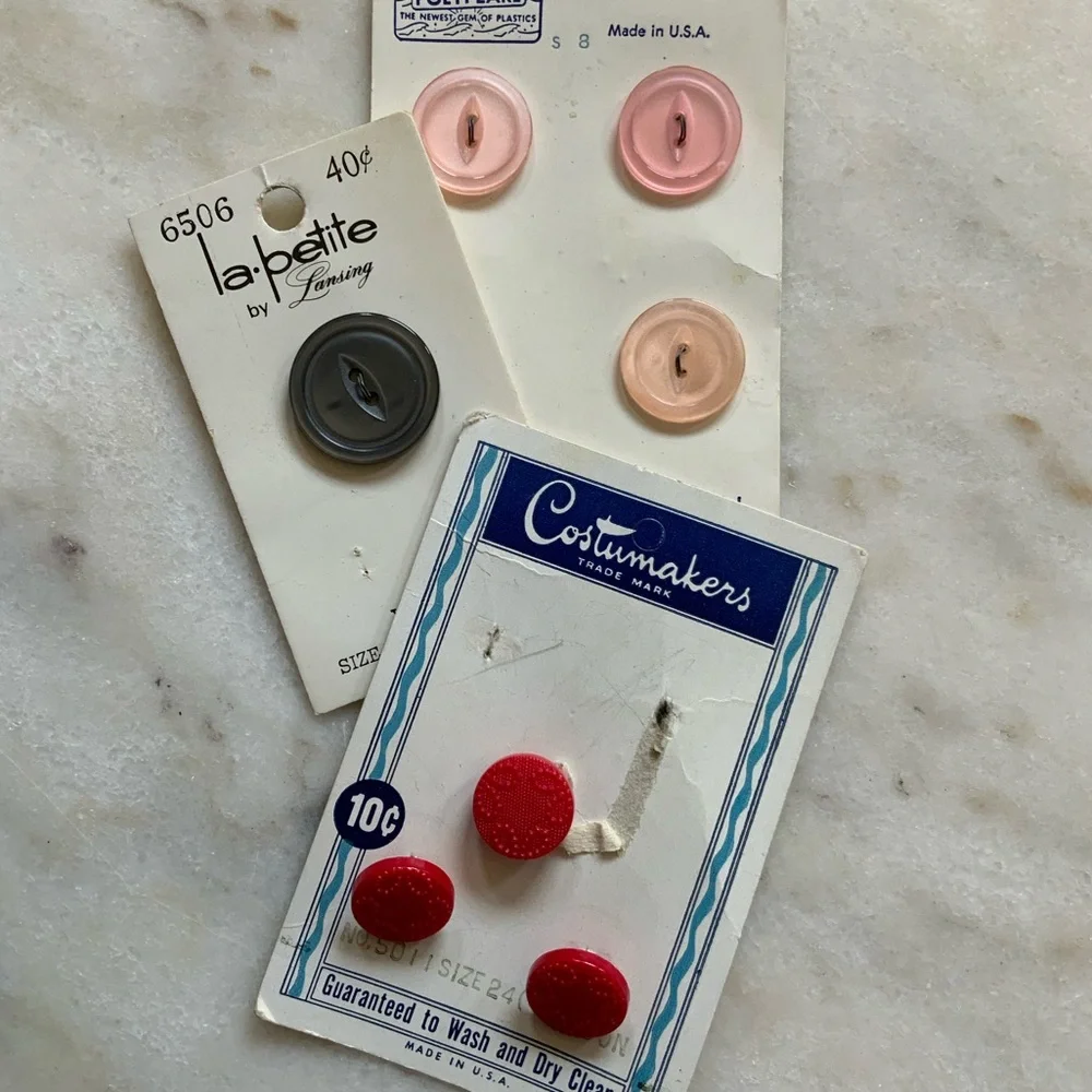 Vintage Button Bundle - Picture 1 of 7